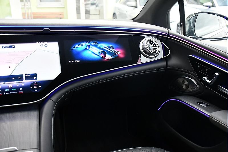 Mercedes-Benz EQS 580 4M AMG HYPERSCREEN 99%SoH - fotka 8 z 46