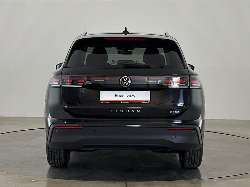 Volkswagen Tiguan People DSG - fotka 17 z 31
