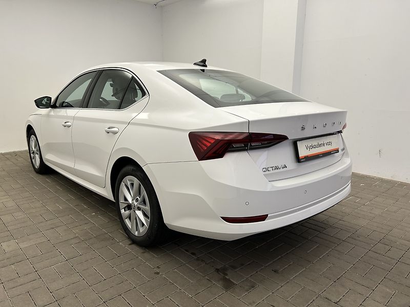 Škoda Octavia 1.0 TSI Style - fotka 29 z 30