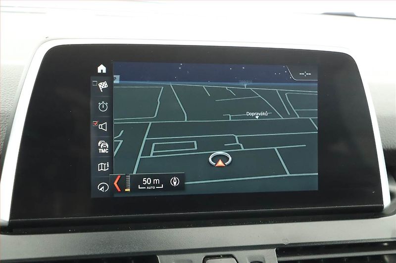 BMW Řada 2 (2020) 218i Gran Tourer, Automat - fotka 11 z 23