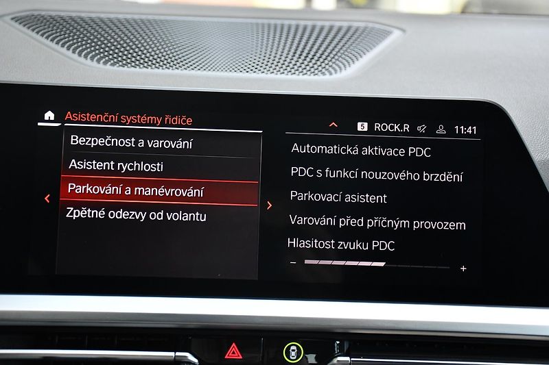 BMW Řada 4 420d xDrive M-SPORT ČR 1.MAJ - fotka 34 z 43