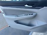 Volkswagen Golf (2022) 2.0TDi, 110KW,STYLE,MATRIX,DPH - náhled 18