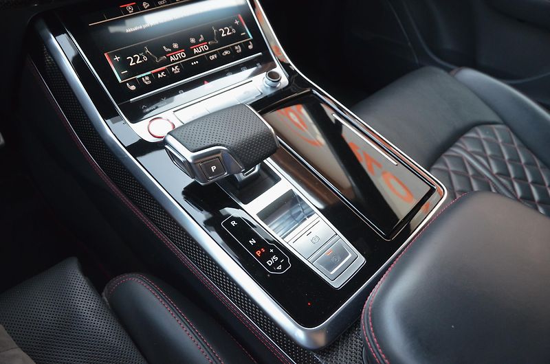 Audi SQ7 (2020) TDi V8 320kW Quattro EXCLUSIVE - fotka 23 z 45