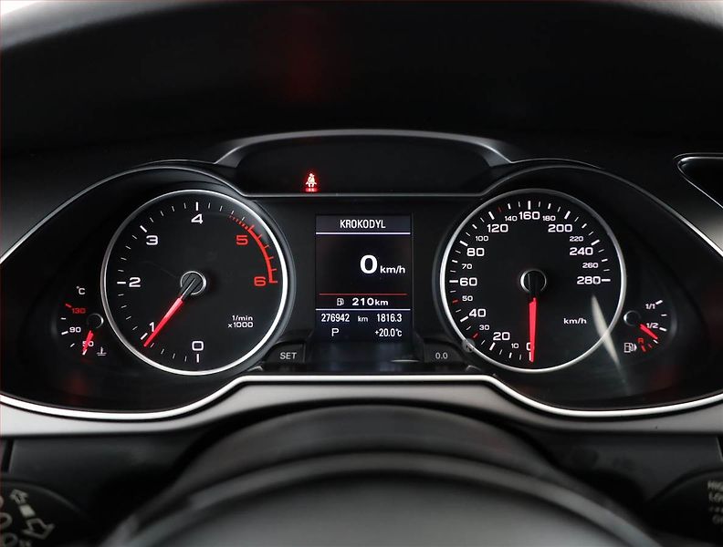 Audi A4 Allroad (2013) 2.0 TDI, 4X4, Automat - fotka 9 z 19