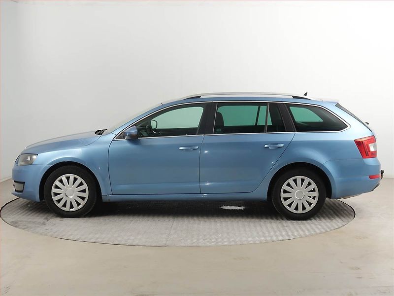 Škoda Octavia (2014) 2.0 TDI, 4X4, Navi, Xenony - fotka 3 z 20