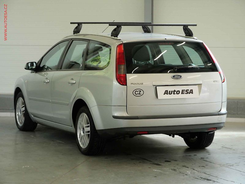 Ford Focus (2006) 1.8TDCi, AC, temp - fotka 6 z 20