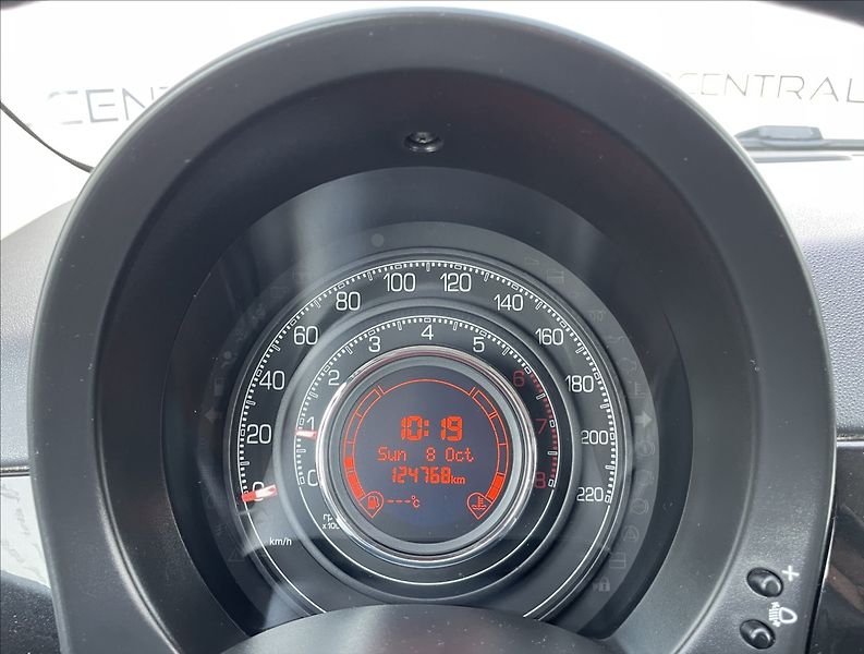 Fiat 500 1,4 i,74kW - fotka 14 z 21