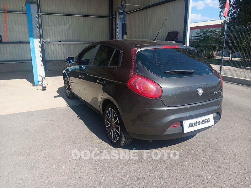 Fiat Bravo (2008) 1.6 JTD, 2.maj,ČR, servis - fotka 2 z 3