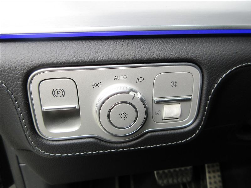 Mercedes-Benz GLE 53 AMG Prem+, Burm, Nez. DPH - fotka 28 z 40