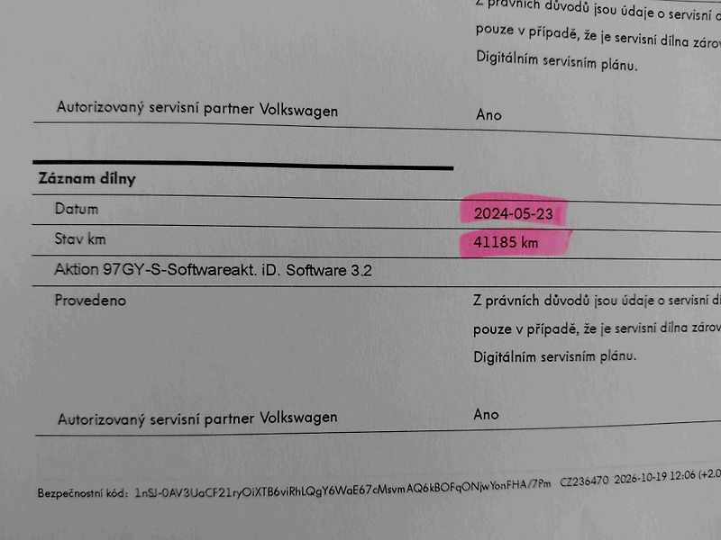 Volkswagen ID.4 (2022) PRO PERFORMANCE - fotka 10 z 13