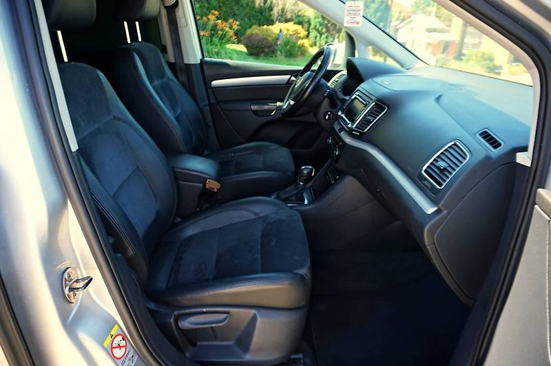 Volkswagen Sharan (2011) HIGHLINE 2,0 TSI 147 kW - fotka 22 z 56