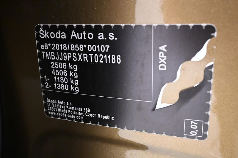 Škoda Kodiaq 2,0 TDI 110kW DSG Selection 7 - fotka 13 z 35