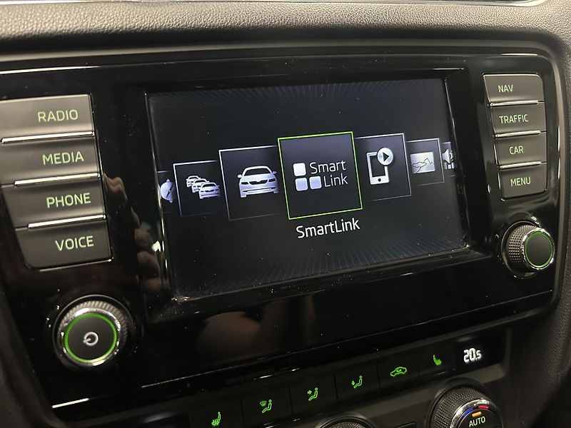 Škoda Octavia (2016) 2.0TDi SCOUT 4x4 DSG Bixe NAVI - fotka 33 z 34