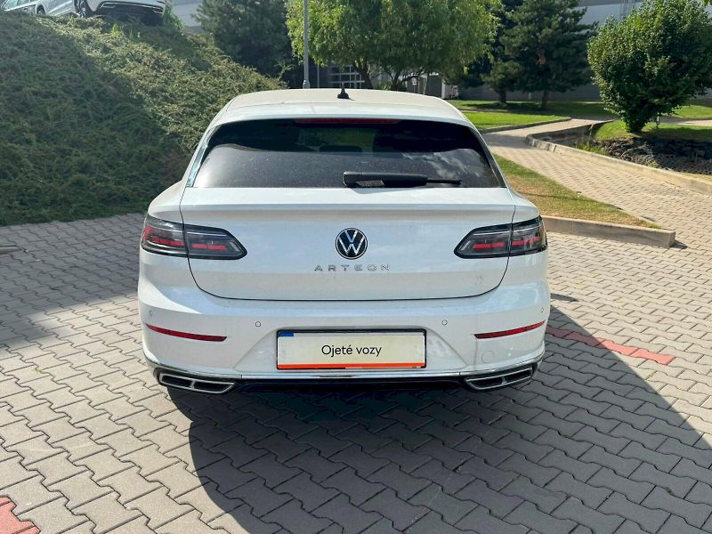 Volkswagen Arteon (2023) SHOOTING BRAKE R-LINE 2,0 TDI - fotka 18 z 27