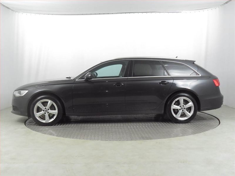 Audi A6 (2012) 2.0 TDI, Automat, Serv.kniha - fotka 3 z 23