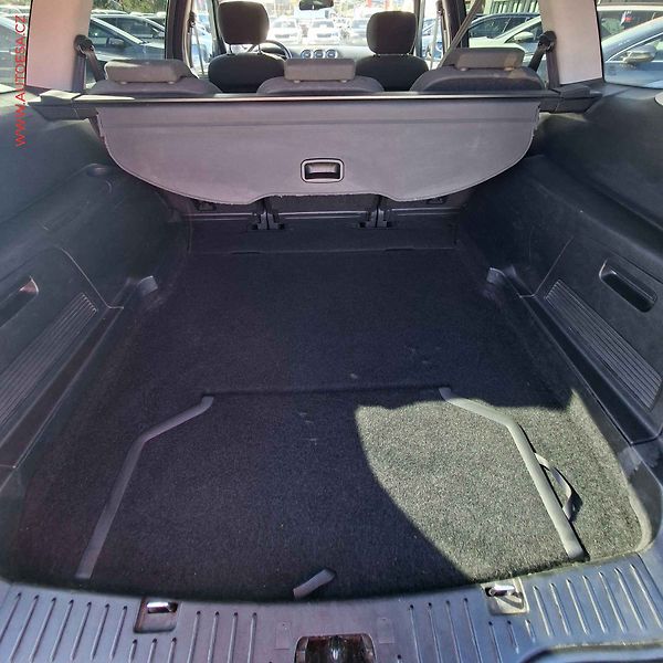 Ford S-MAX (2009) 2.2TDCi, ČR, AC, výhřev sed - fotka 7 z 19