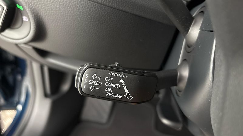 Škoda Superb 2.0 TDI DSG Style Combi - fotka 14 z 26