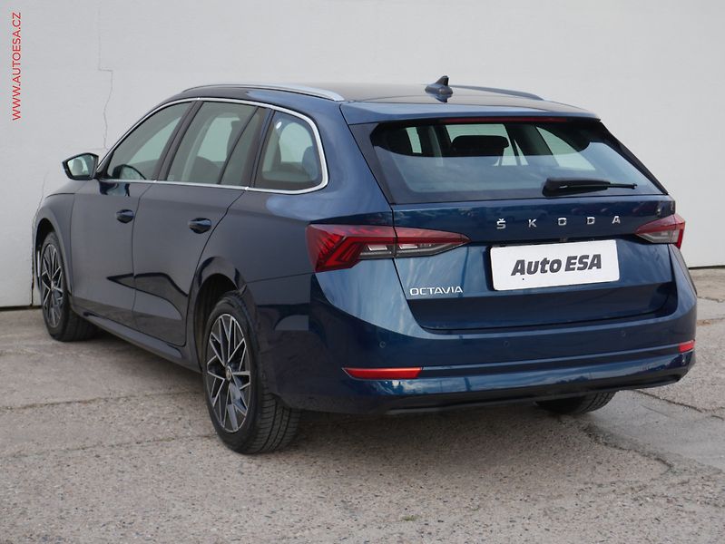 Škoda Octavia (2021) 1.5 TSi, ČR, LED, TZ, park. - fotka 4 z 18