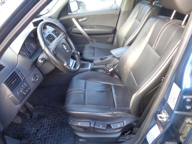 BMW X3 2,0 D - fotka 10 z 15