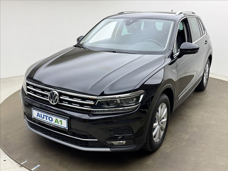 Volkswagen Tiguan 1,5 TSi DSG HUD KAMERA TAŽNÉ - fotografie inzerátu