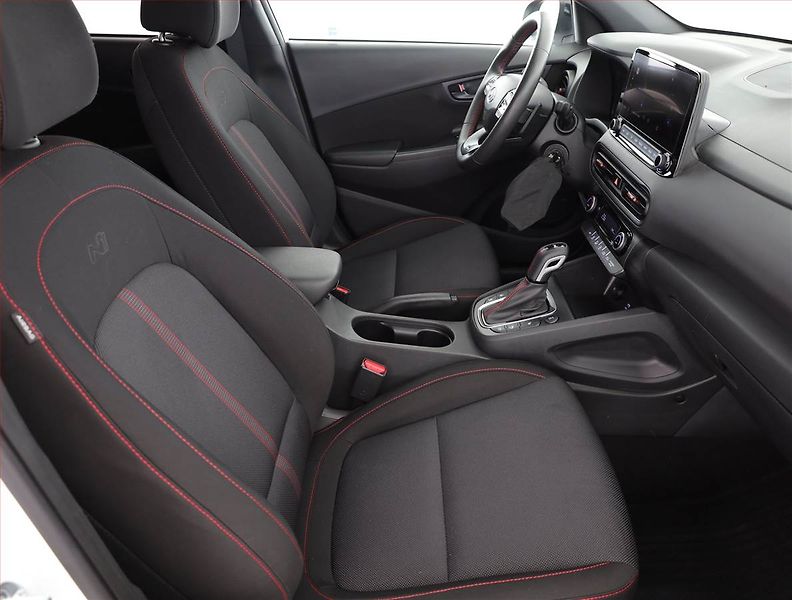 Hyundai Kona (2023) N-Line 1.6 T-GDI - fotka 7 z 20