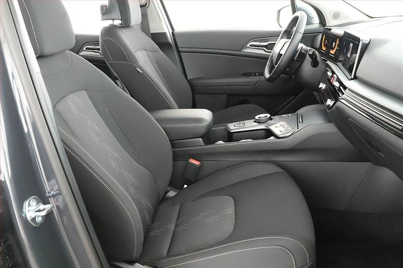 Kia Sportage (2025) 1.6 T-GDI, Exclusive, Navigace - fotka 7 z 21