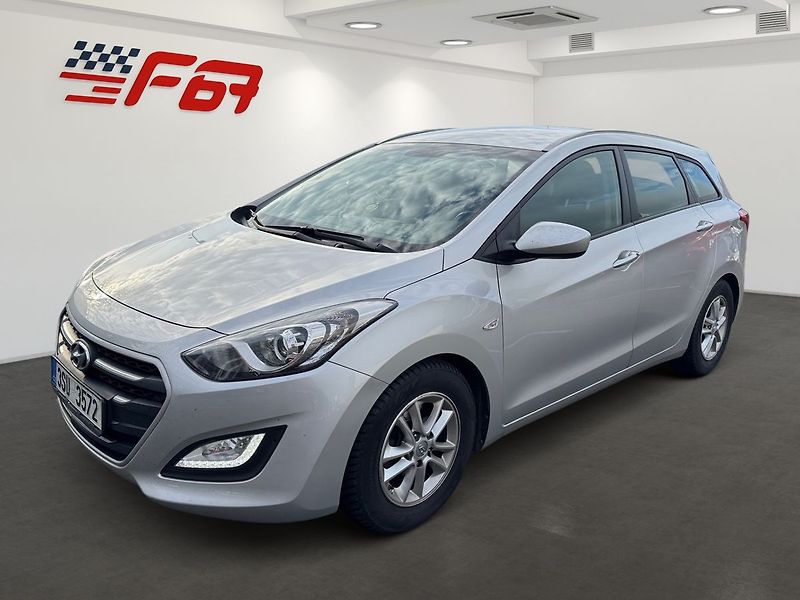Hyundai i30 1,6  CZ TOP STAV - fotografie inzerátu