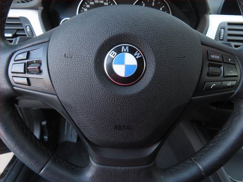 BMW Řada 3 (2019) 318d GT, Serv.kniha, Navi - fotka 18 z 22