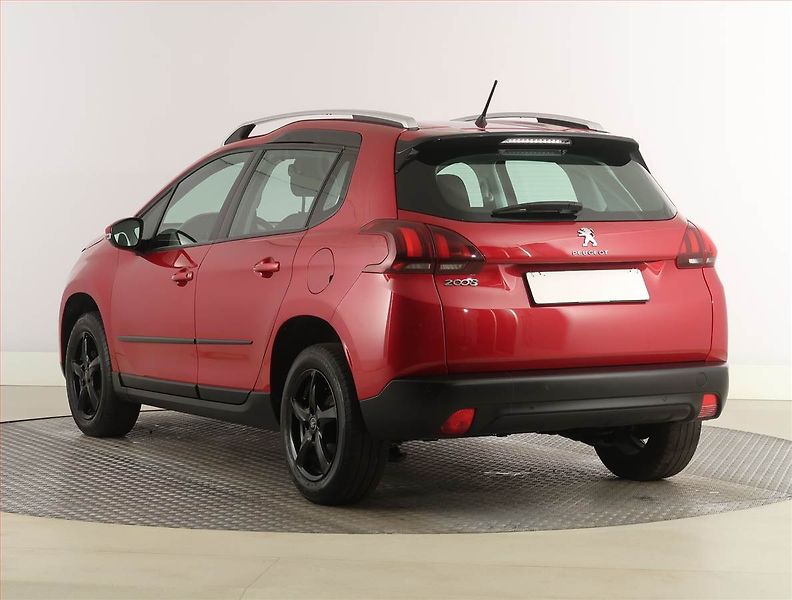 Peugeot 2008 (2018) 1.2 PureTech, Serv.kniha - fotka 4 z 20