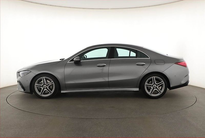 Mercedes-Benz CLA (2025) 200 - fotka 3 z 20