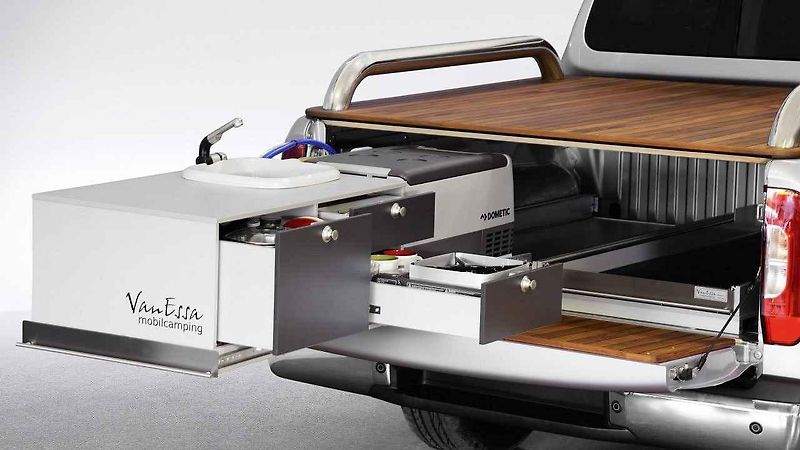Obytná nástavba od firmy Tischer pro Mercedes-Benz třídy X.