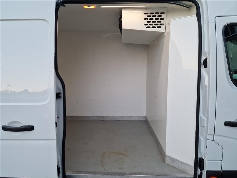 Renault Master 2.3dCi L3H2 P3 COOL,ČR,1Maj. - fotka 17 z 45