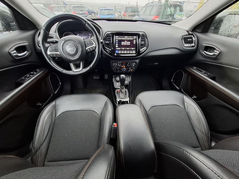 Jeep Compass (2020) 1,4 multiair turbo - fotka 5 z 12