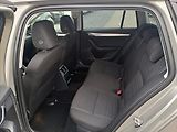 Škoda Octavia 2,0 TDI - náhled 10