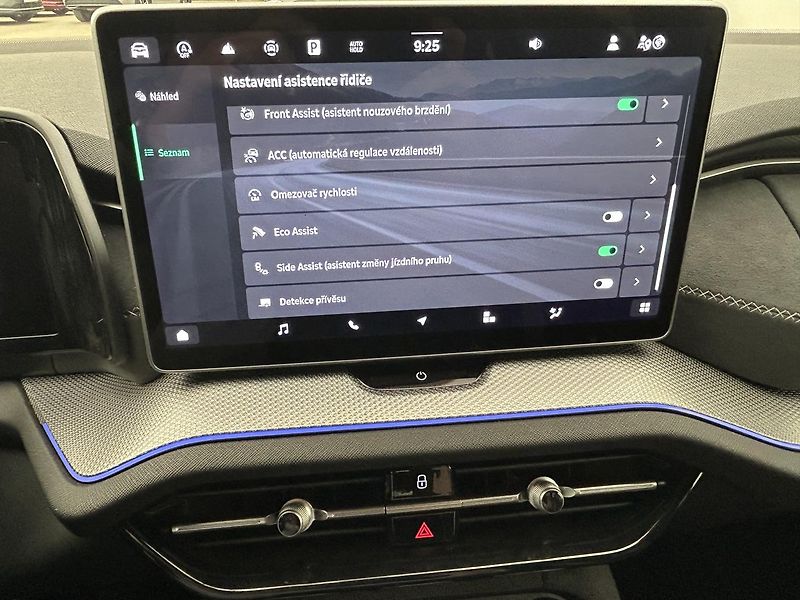 Škoda Kodiaq 2.0 TDI 4x4 SportLine - fotka 13 z 26