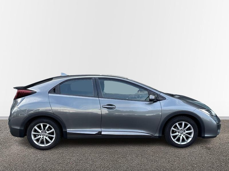 Honda Civic Hatchback - fotka 16 z 20