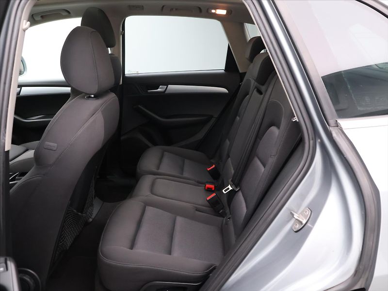 Audi Q5 2,0 TDI 125kW Quattro S-Tronic - fotka 14 z 31