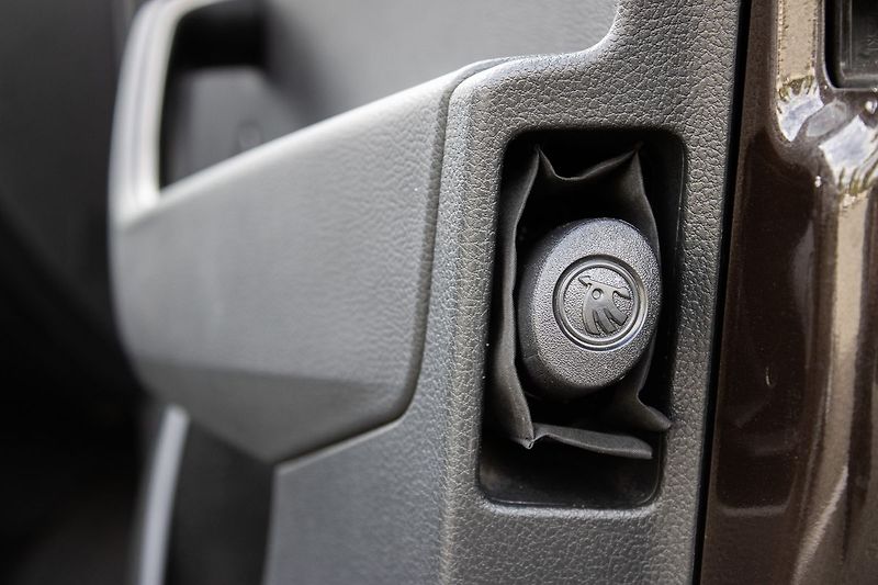 Škoda Superb - fotka 15 z 27