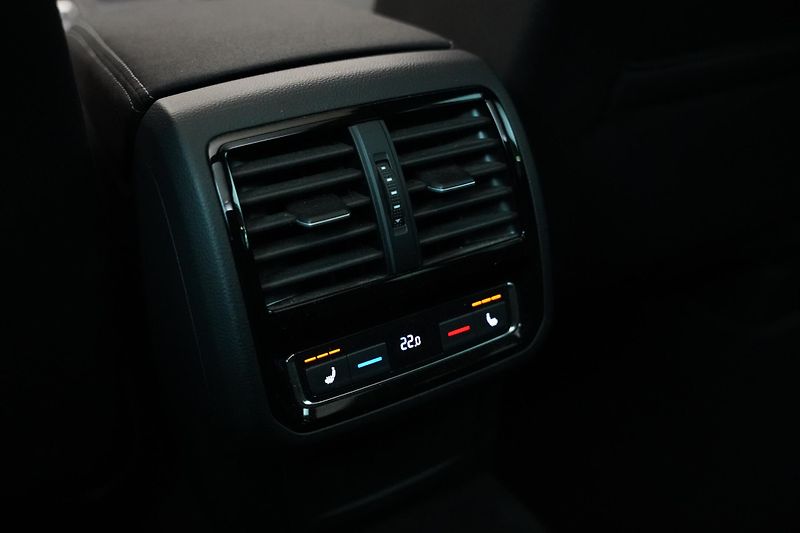 Volkswagen Passat - fotka 26 z 28