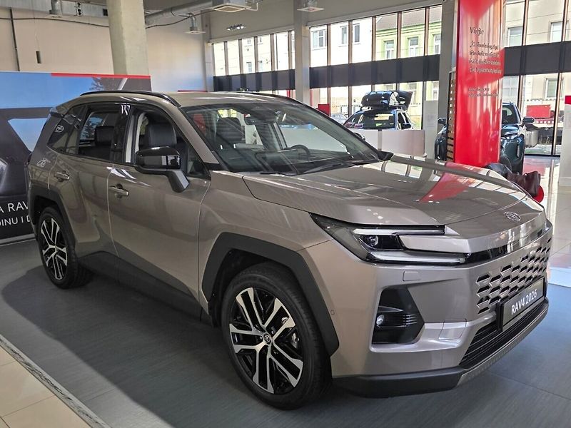 Toyota RAV4 4x4 PHEV Executive Na IČO - fotka 2 z 8