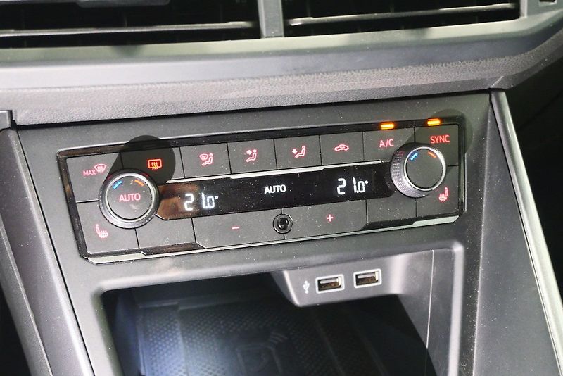 Volkswagen Polo - fotka 22 z 24