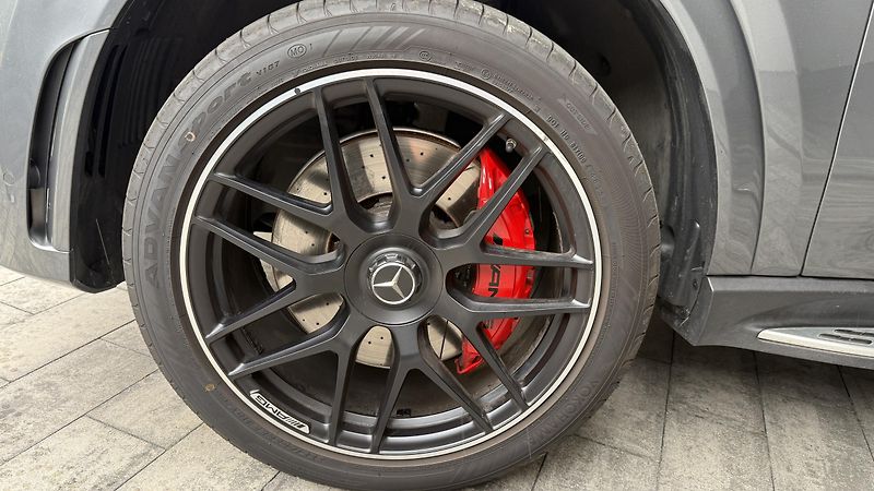 Mercedes-Benz GLE (2022) AMG GLE 53 4 MATIC+ COUPE - fotka 21 z 29