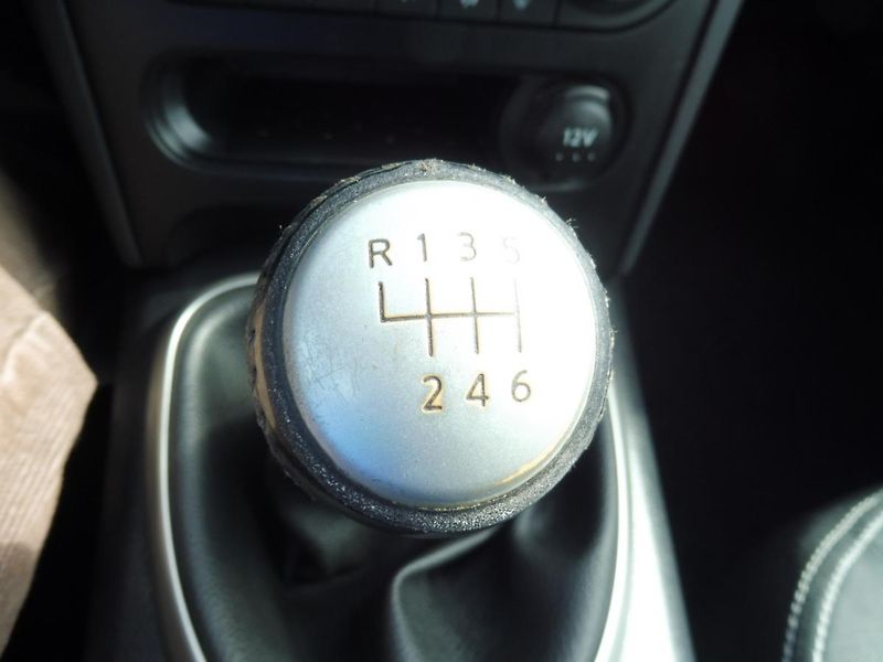 Nissan Qashqai 1.5DCi 110PS NAVI STK TOP STAV - fotka 180 z 189