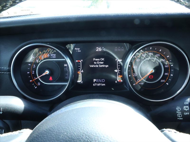Jeep Wrangler 2.1 CRD 147kW Aut. Unlimited - fotka 16 z 28