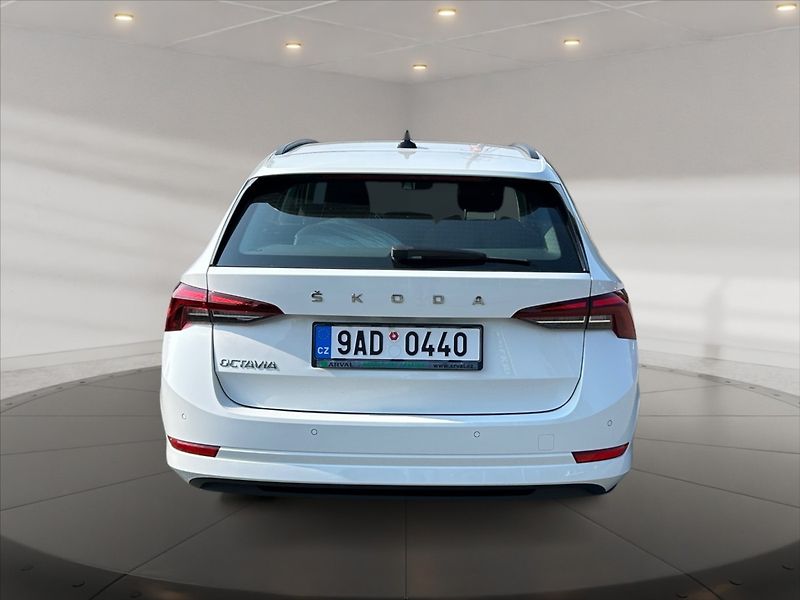 Škoda Octavia 2,0 TDI 85 Ambition - fotka 5 z 11