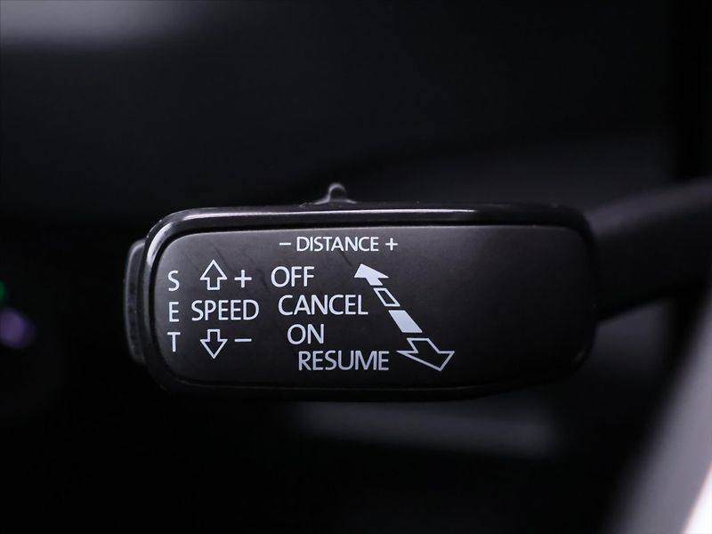 Škoda Karoq 2,0 TDI DSG DPH Ambition - fotka 22 z 38