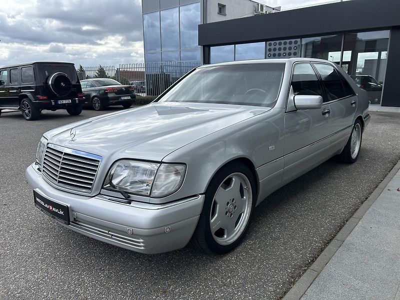 Mercedes-Benz Třídy S S 600 L V12 - fotka 3 z 33