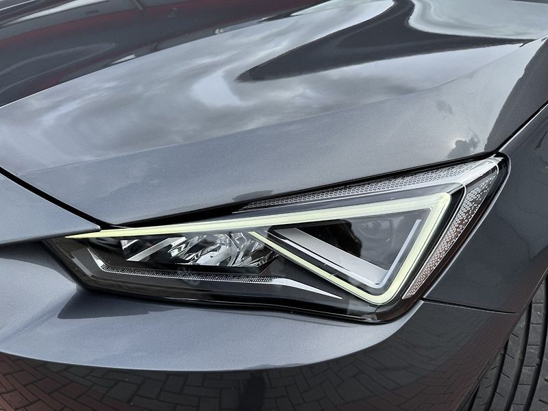 Seat Tarraco (2019) 1.5TSi LED Navi Tažné Zař. - fotka 34 z 50