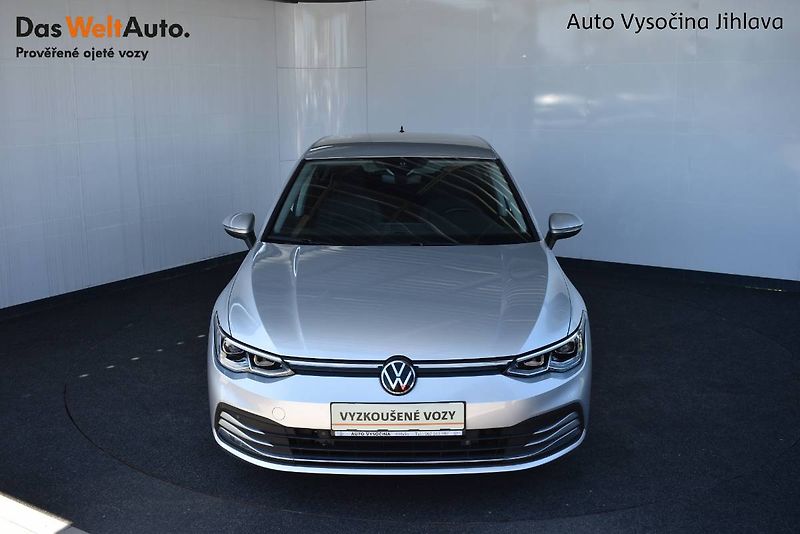 Volkswagen Golf (2021) 1.5TSI 96kW, LED - fotka 4 z 23