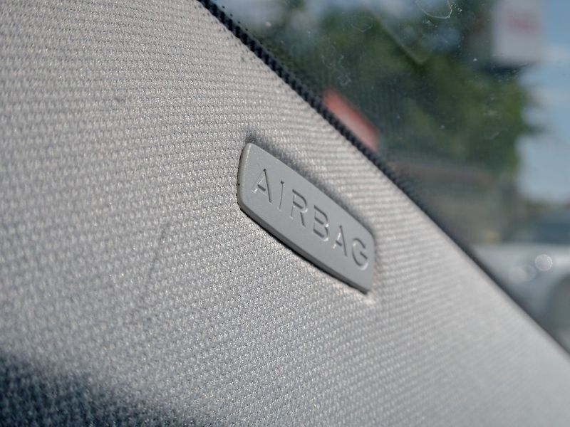 Volkswagen Touran (2008) 1.9TDI 77KW – ROZVODY - fotka 29 z 43